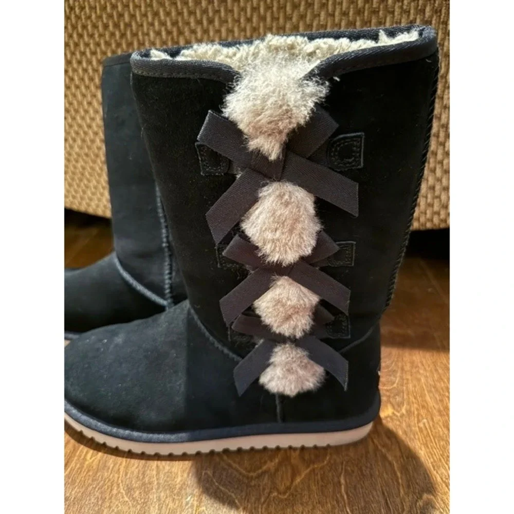 Koolaburra by UGG Victoria Tall Black Suede Bow Boots Women's Size 8